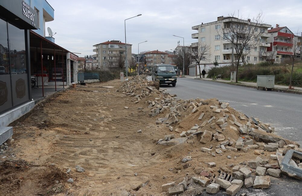 VATAN CADDESİ’NİN KALDIRIMLARI YENİLENİYOR