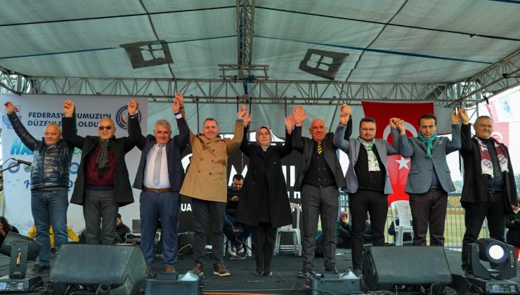 HAMSİ FESTİVALİNDE BAŞKAN TUTUK’A YOĞUN İLGİ