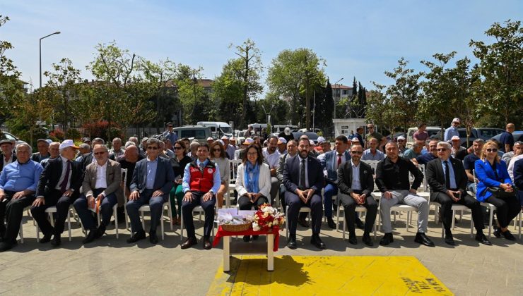 Valimiz Dr. Hülya Kaya, Tohum Dağıtım Törenine Katıldı