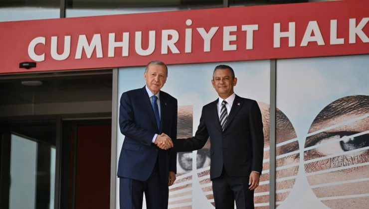 Erdoğan 18 yıl sonra CHP Genel Merkezi’ni ziyaret etti: