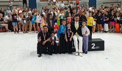 YALOVA İLK KEZ GİRMEYİ BAŞARDIĞI TÜRKİYE DANS SPORLARI FEDERASYONU ŞAMPİYONASINDA DERECE ALARAK DÖNDÜ!