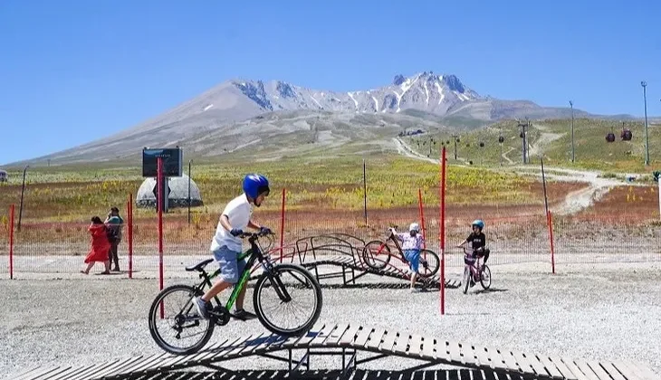 Erciyes’te bisiklet sezonu açıldı