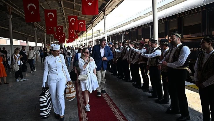 Fransa’dan Yola Çıkan Ekspres Tren Sirkeci Garı’na Ulaştı