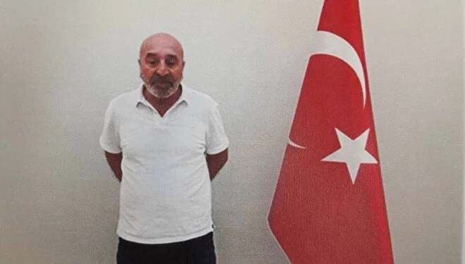 MİT ve İzmir Emniyet Müdürlüğü’nün ortak operasyonuyla PKK/KCK üyesi Hıdır Korkut tutuklandı.