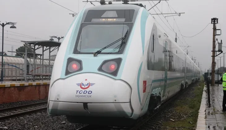 Adapazarı-Gebze Bölgesel Treni, 2,5 milyondan fazla yolcuya hizmet sağladı.