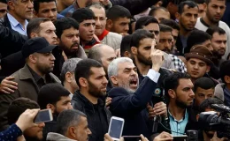 İsrail, Refah’ta gerçekleşen çatışmada Hamas liderini öldürdüğünü duyurdu; ancak Hamas’tan bu bilgi henüz doğrulanmadı.