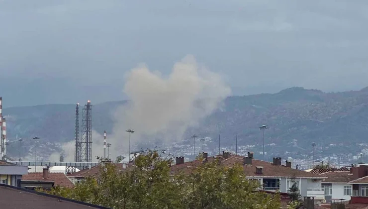 İzmit Tüpraş Rafinerisi’nde Patlama! Çevre İlçelerde Sarsıntı Hissedildi