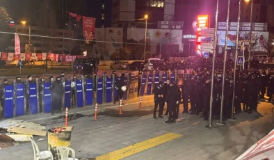Şişli Belediyesi’ne Kayyum Atandı: Polis Kalkanıyla Giriş Yapıldı