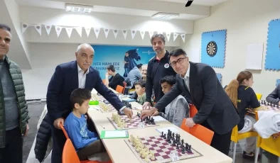 Çanakkale Zaferi ve Şehitleri Anısına Satranç Turnuvası Yalova’da Başladı