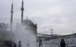 Marmara’da Fırtına Uyarısıyla Gölgelendi